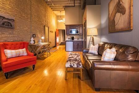 Hip Urban Loft-Small Town Charm-124 Lofts #2 ウェスト・ダンディー エクステリア 写真