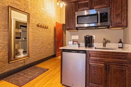 Hip Urban Loft-Small Town Charm-124 Lofts #2 ウェスト・ダンディー エクステリア 写真